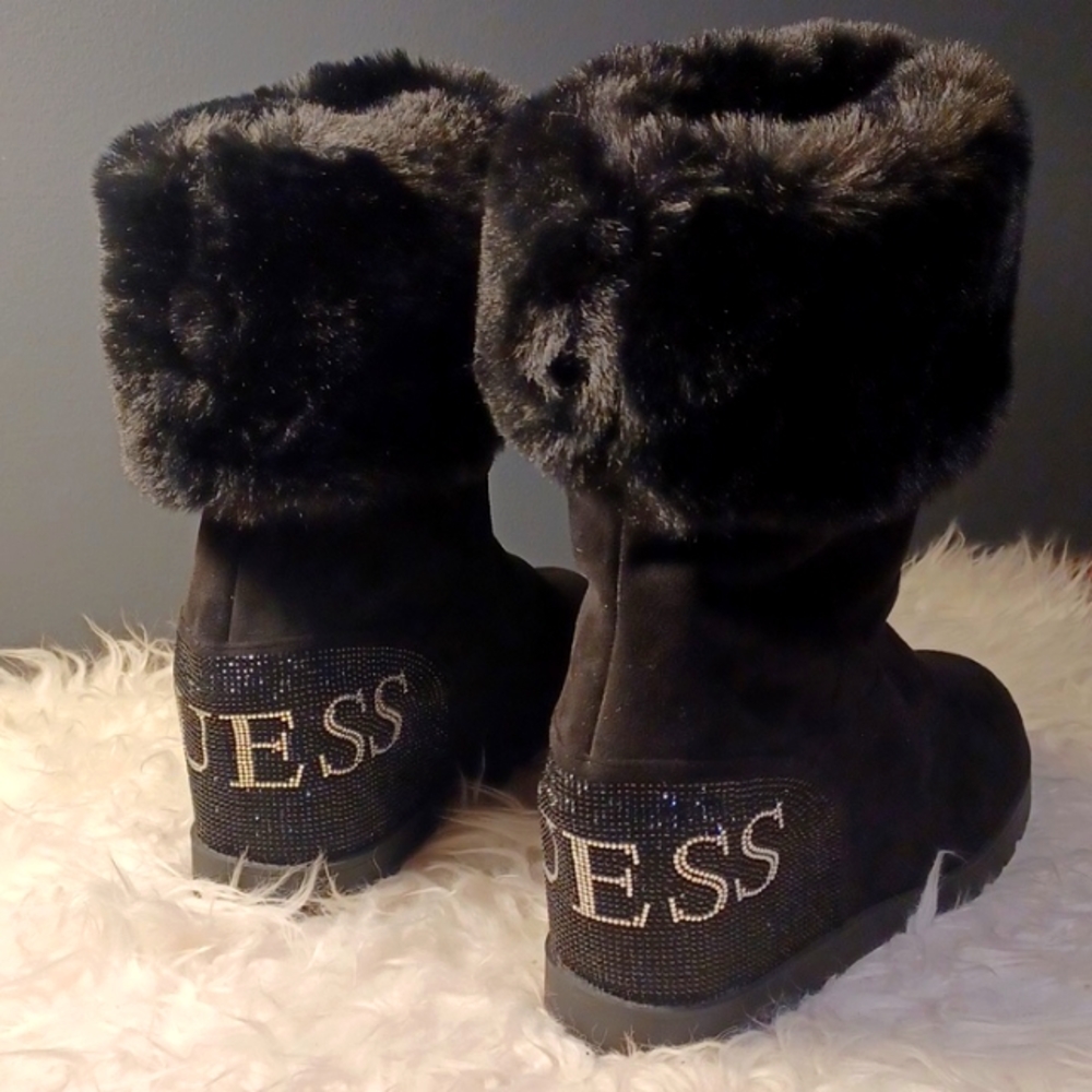 Guess boots